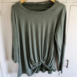 Green long sleeved Yidarton shirt with tied/knotted waist Size XL